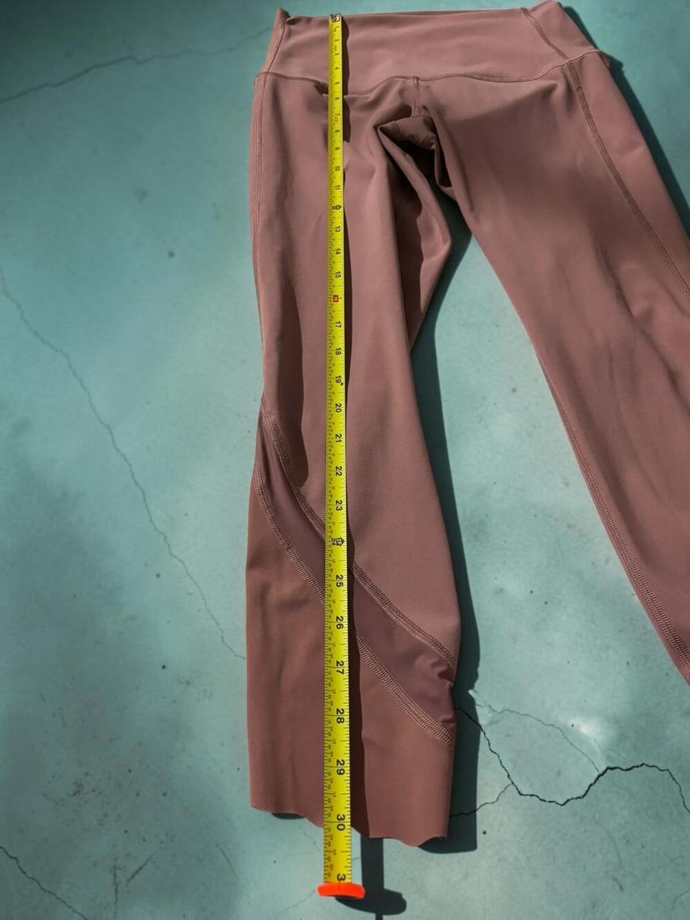 Lululemon Wunder Under Scallop High Rise Crop 23" Pink Size 4 - Picture 2 of 13